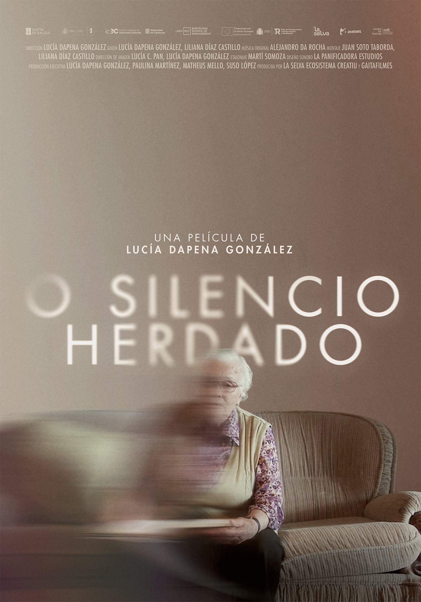 Póster de la película O Silencio Herdado dirigida por Lucía Dapena. Proyecto de marketing de la agencia MuchoFoco.
